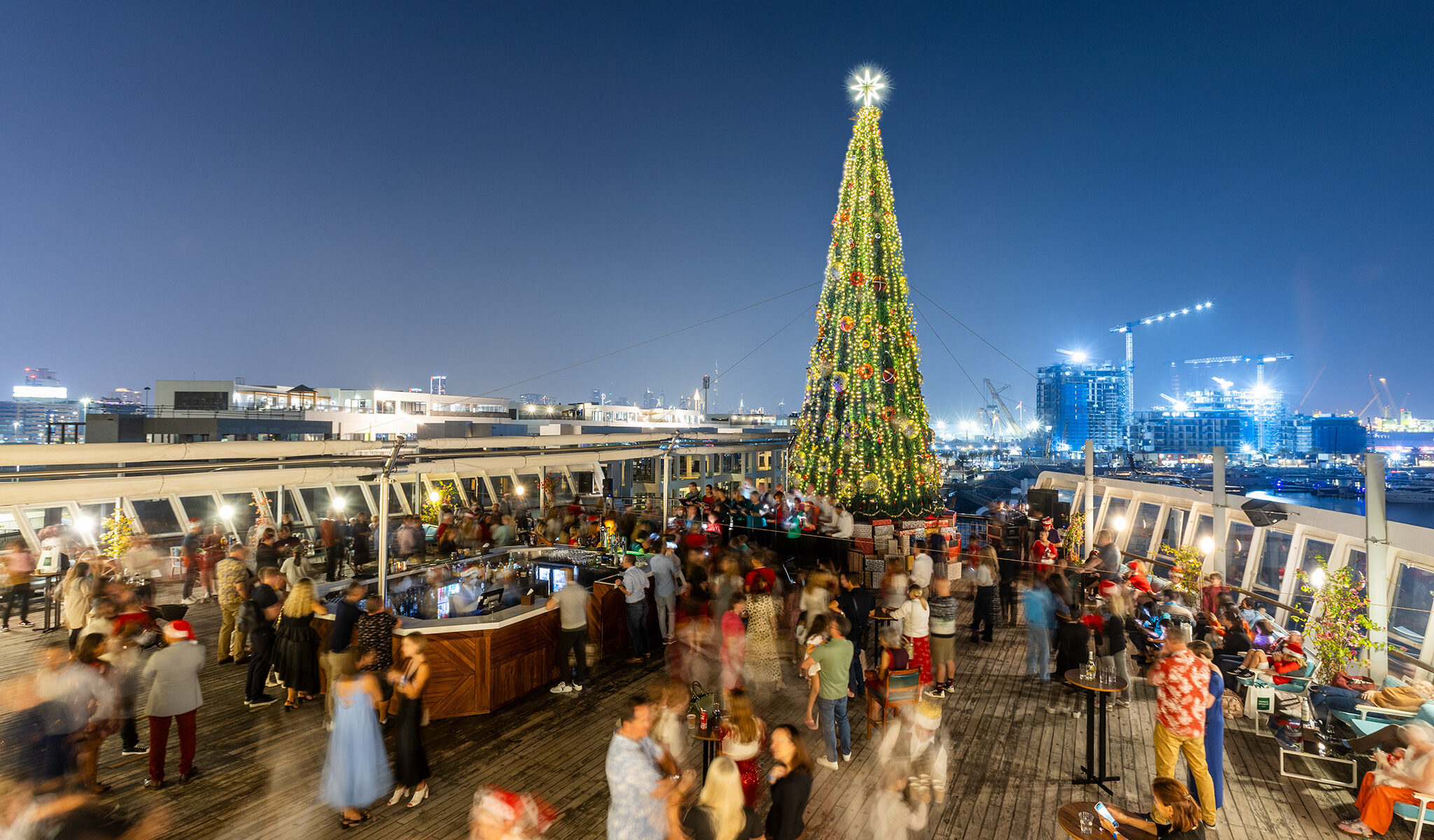 QE2 Festive Tree Lighting