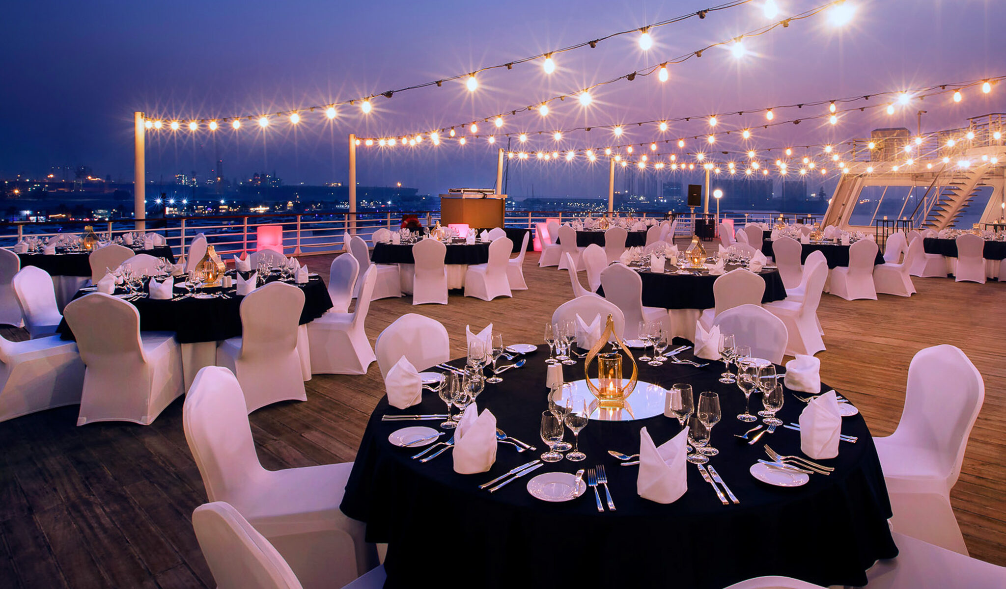 QE2- Group Iftar outdoor venue